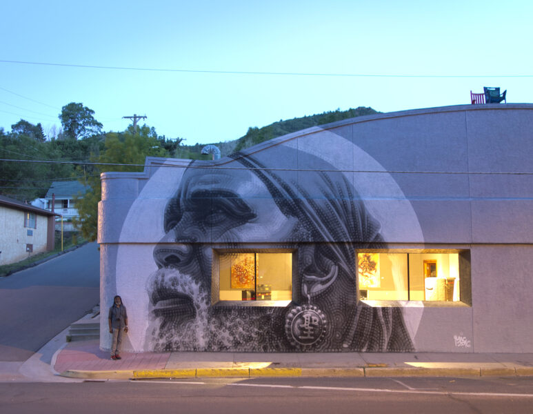photo of mural on manitou arts center